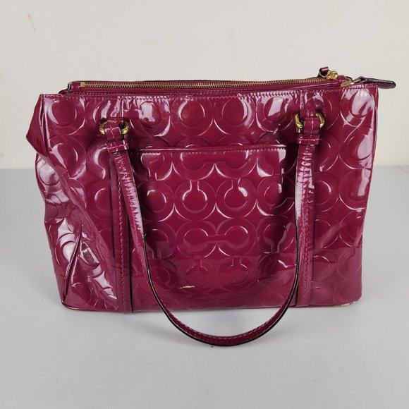 Coach Shoulder Bag Pink Patent Leather Peyton Op Art Embossed Jordan Carry All - Picture 8 of 16